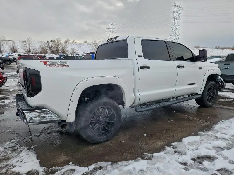 2020 TOYOTA TUNDRA SR5  