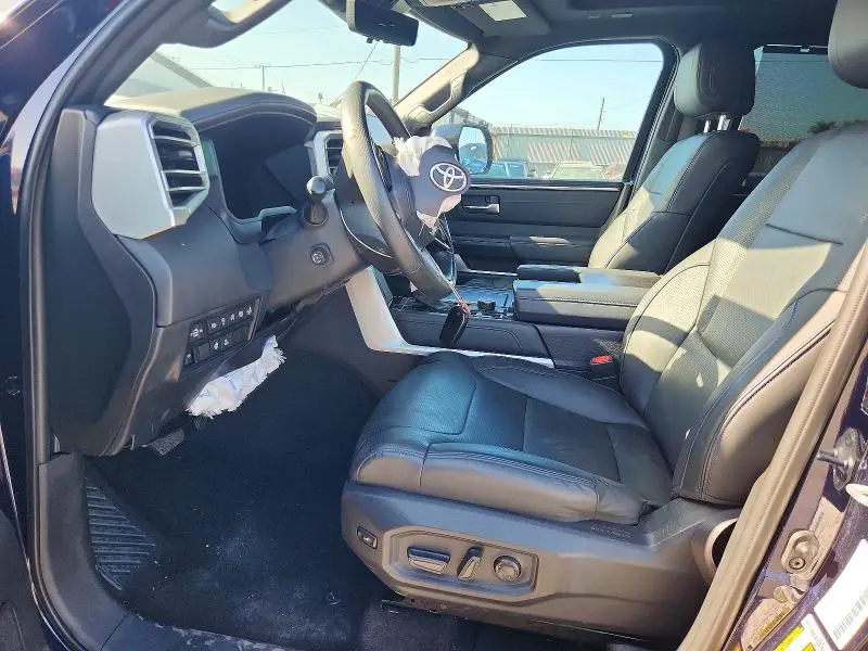 2023 TOYOTA TUNDRA PLATINUM  