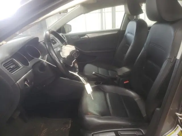 2015 VOLKSWAGEN JETTA SE  