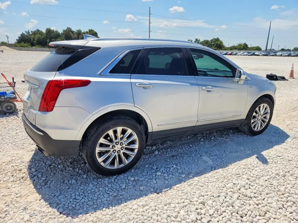 2019 CADILLAC XT5   