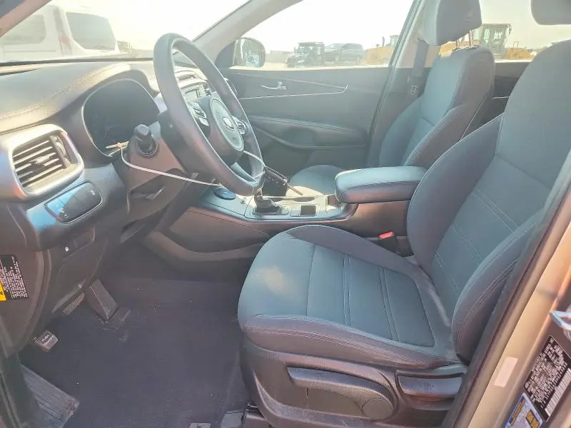 2017 KIA SORENTO LX V6  
