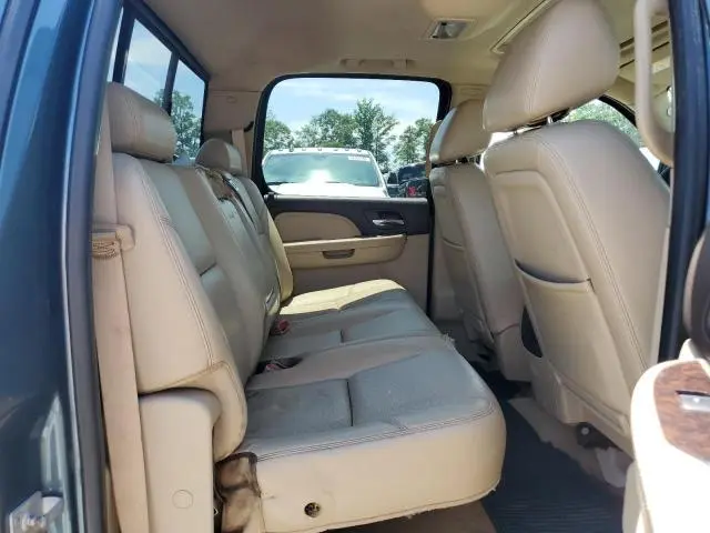 2011 GMC SIERRA K2500 DENALI  