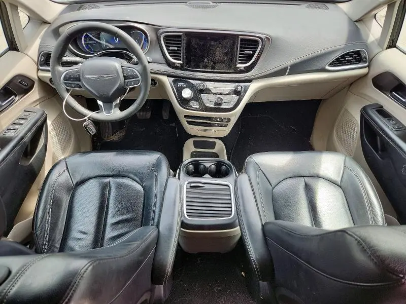 2022 CHRYSLER PACIFICA HYBRID TOURING L  