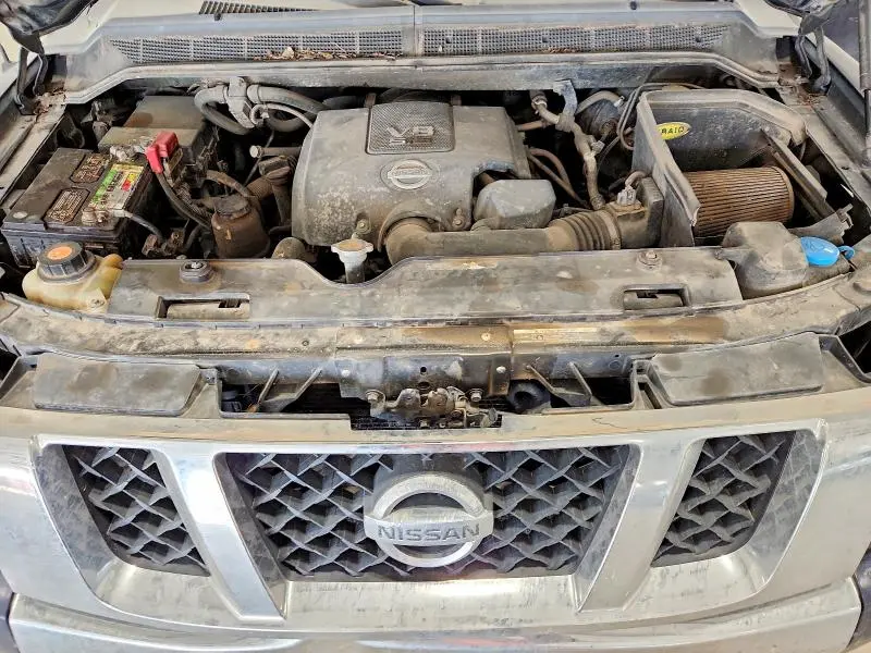 2010 NISSAN TITAN XE  