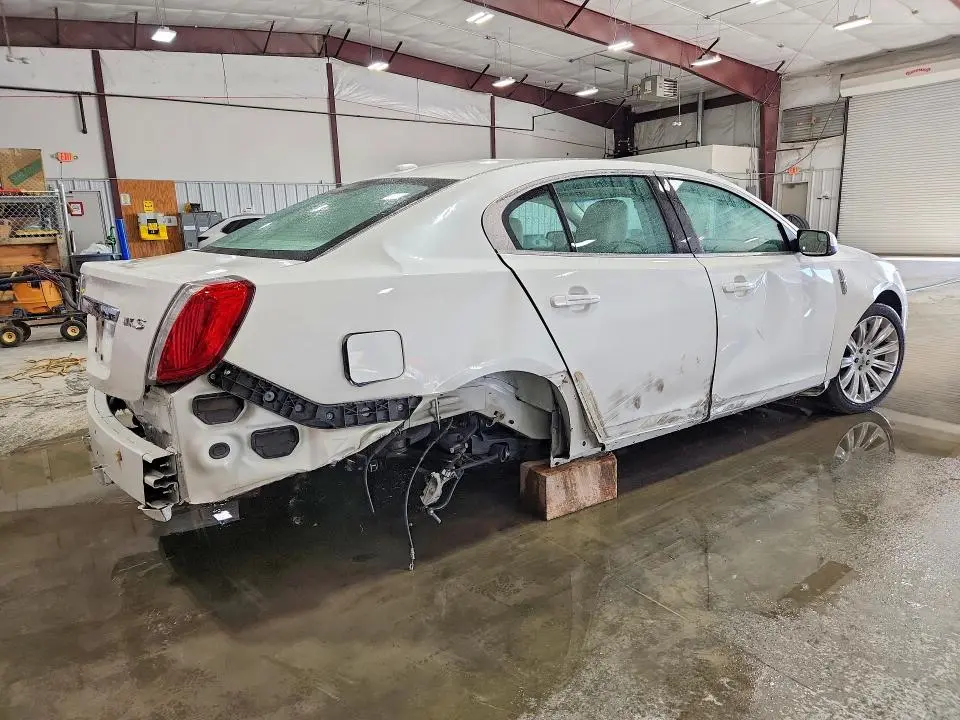 2011 LINCOLN MKS   