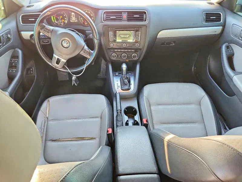 2013 VOLKSWAGEN JETTA HYBRID  