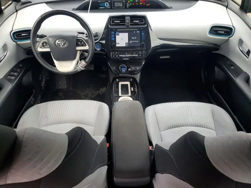 2016 TOYOTA PRIUS THREE- R&D- CLN TITLE- PRI FLEET