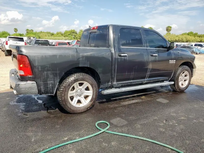 2017 RAM 1500 SLT  