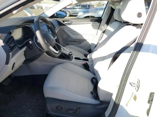 2024 VOLKSWAGEN JETTA SE  