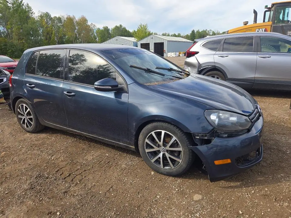 2011 VOLKSWAGEN GOLF   