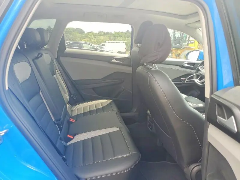2022 VOLKSWAGEN TAOS SEL  