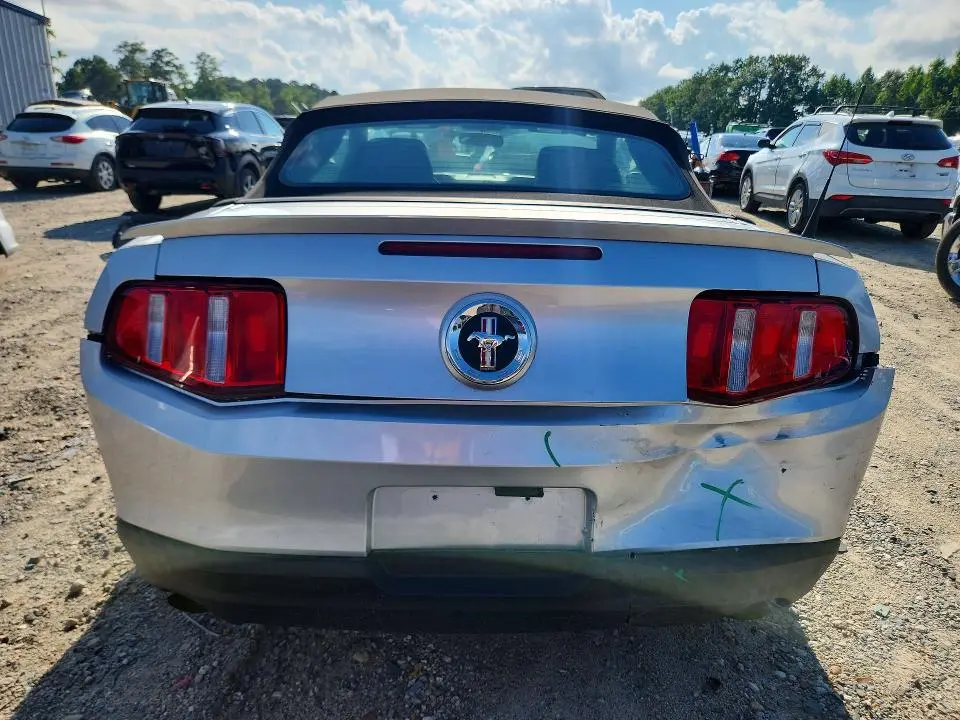 2011 FORD MUSTANG   