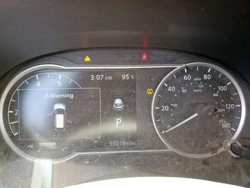 2019 NISSAN KICKS S  
