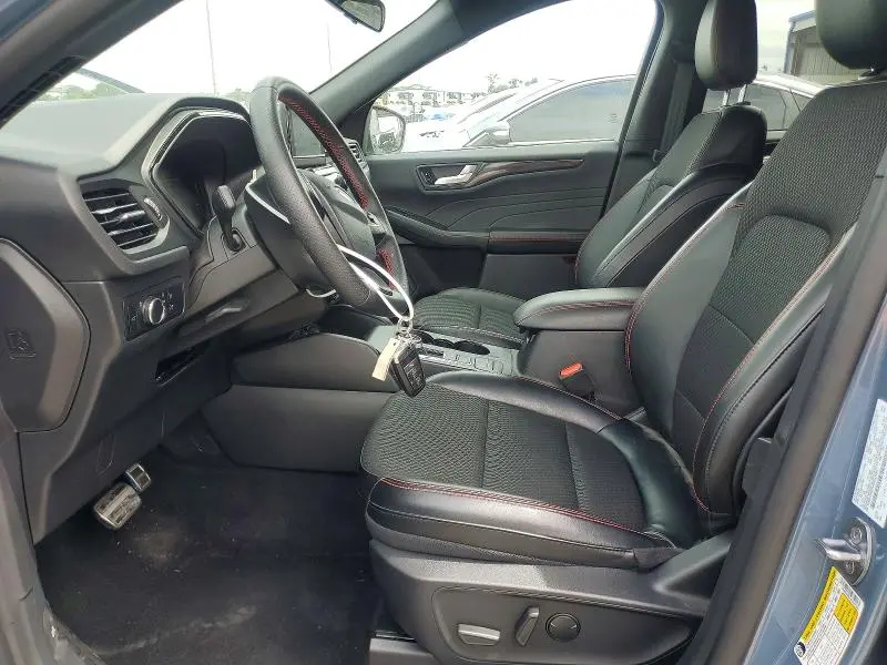 2024 FORD ESCAPE ST LINE  