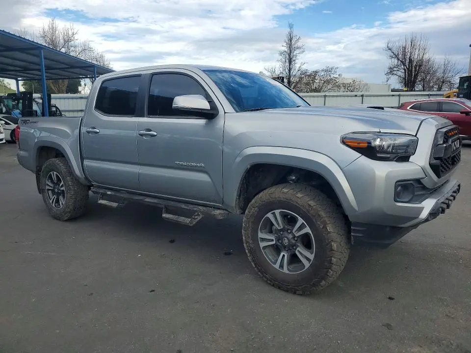 2018 TOYOTA TACOMA DOUBLE CAB  