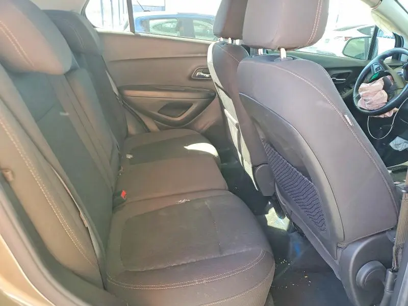 2021 CHEVROLET TRAX LS  