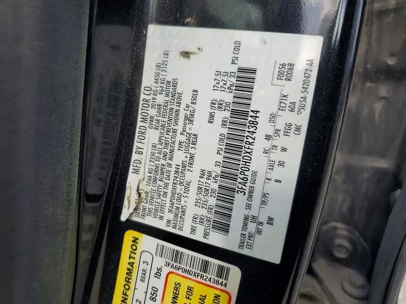 2015 FORD FUSION SE  