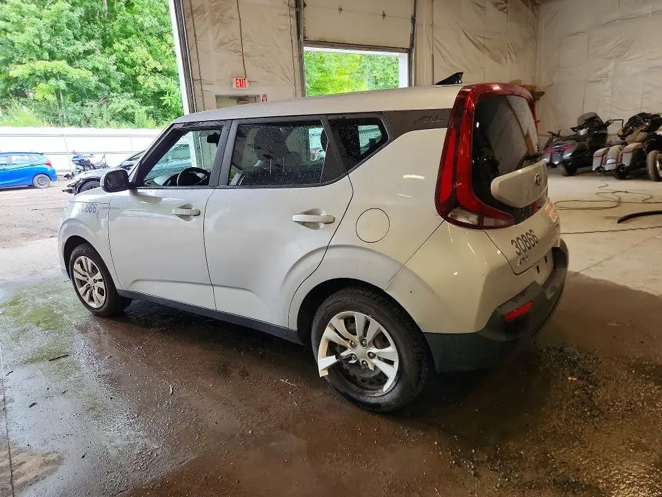 2020 KIA SOUL LX  