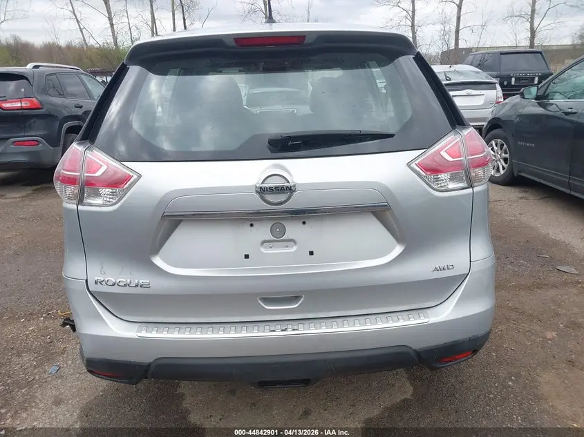2015 NISSAN ROGUE S