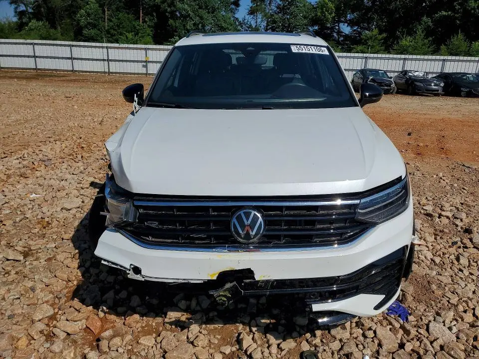 2024 VOLKSWAGEN TIGUAN SE R-LINE BLACK  