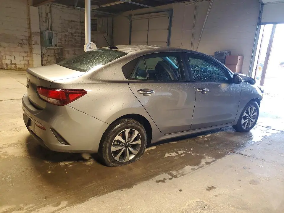 2023 KIA RIO S  
