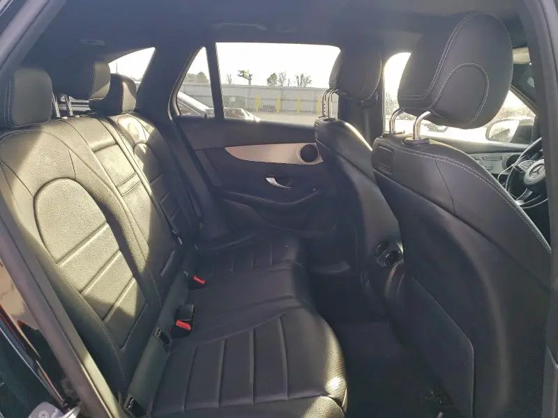 2019 MERCEDES-BENZ GLC 300 4MATIC  