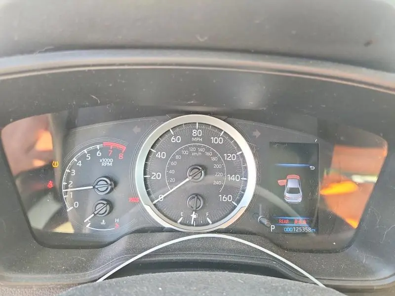 2021 TOYOTA COROLLA LE  