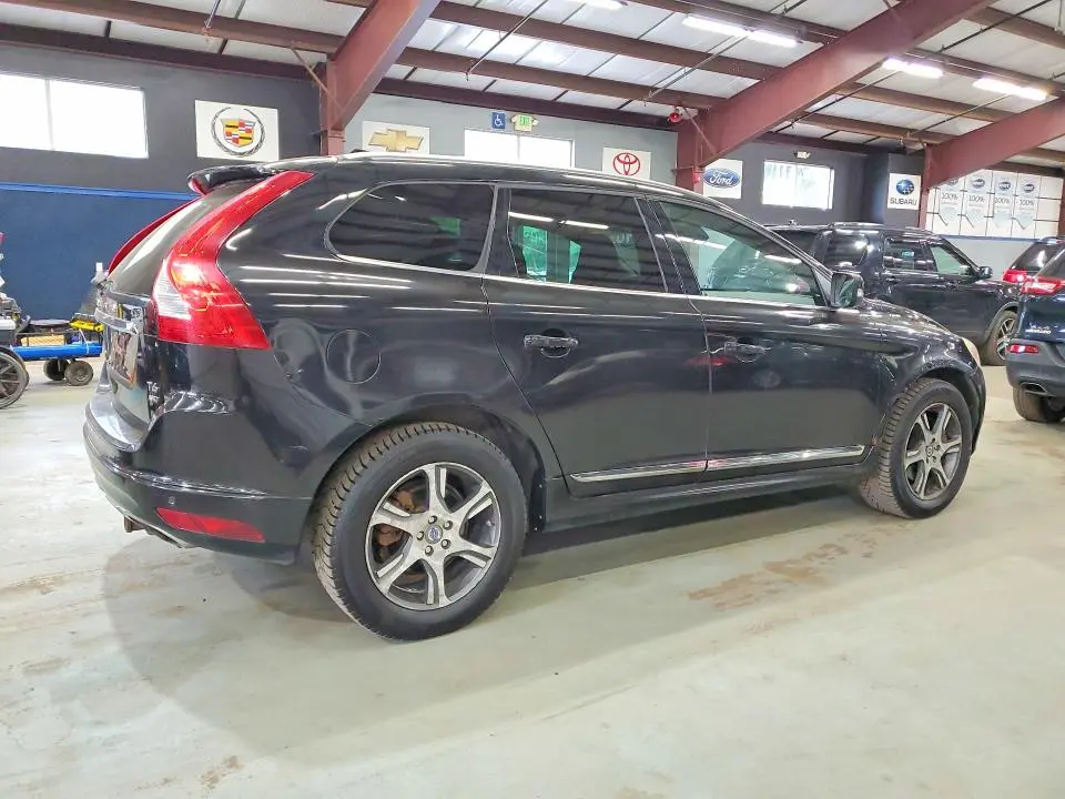 2014 VOLVO XC60 T6  
