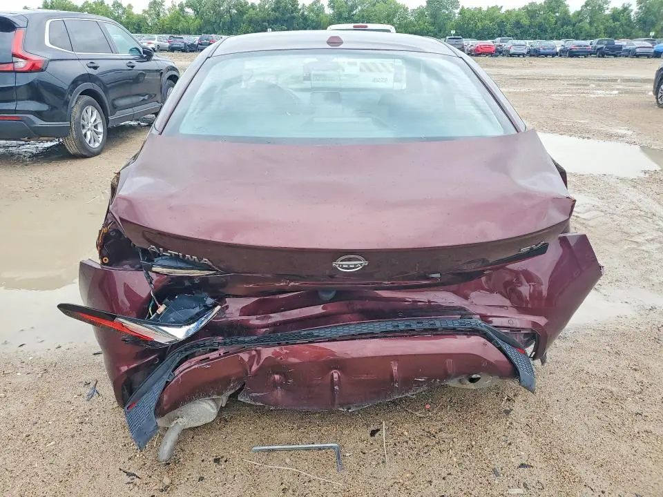 2024 NISSAN ALTIMA SV  