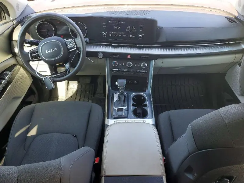 2023 KIA CARNIVAL LX  