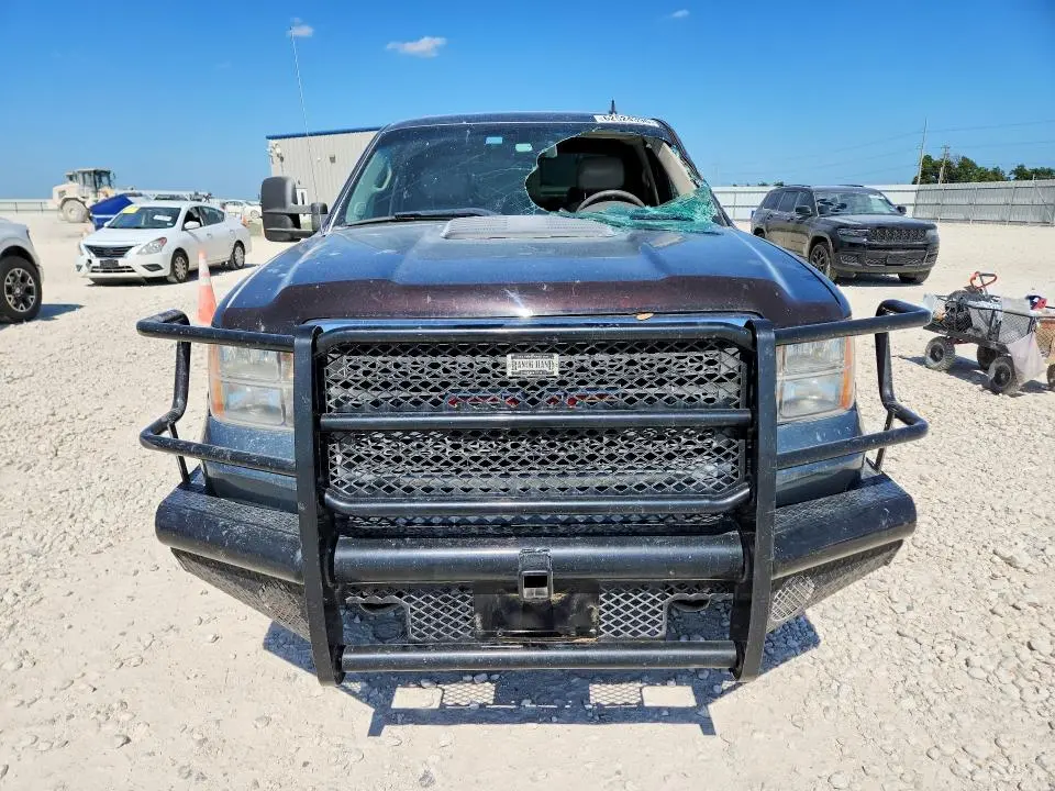 2011 GMC SIERRA K2500 SLT  