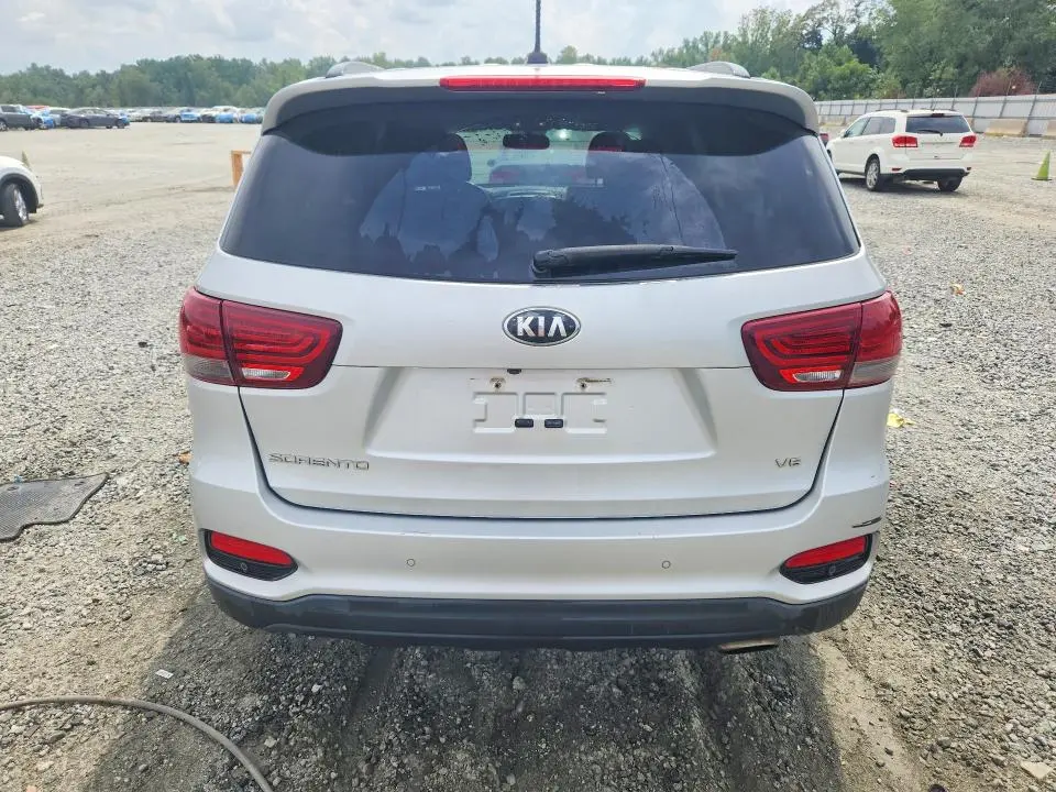 2020 KIA SORENTO S  