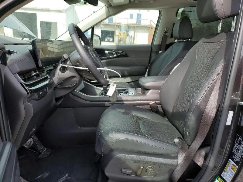 2025 KIA CARNIVAL SX PRESTIGE  