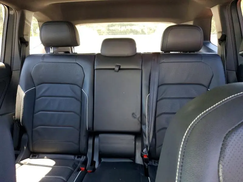 2022 VOLKSWAGEN TIGUAN SEL R-LINE  