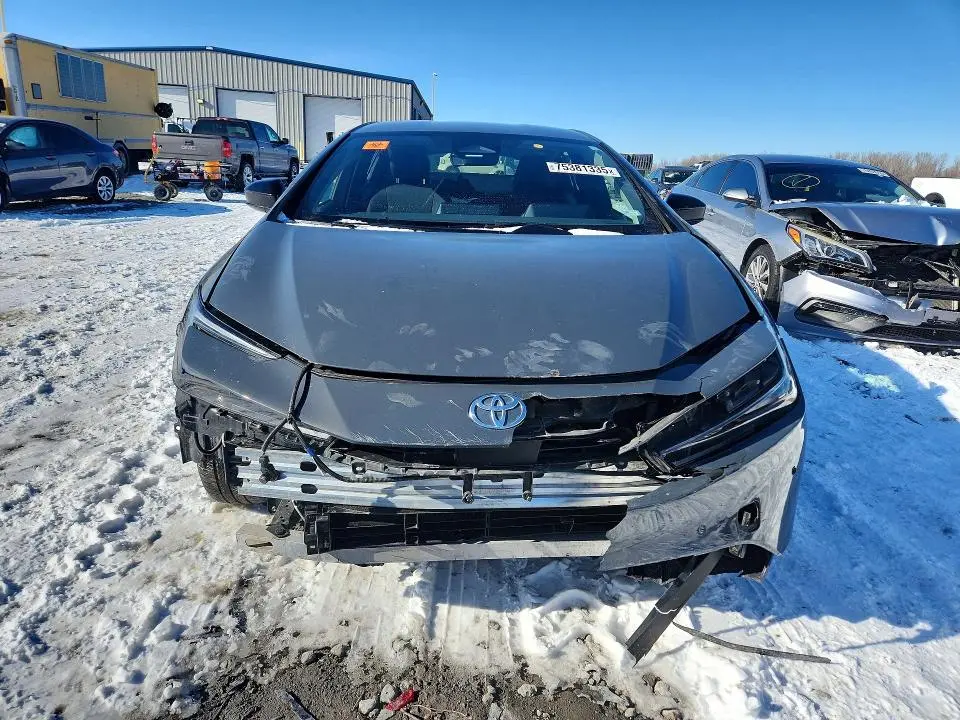 2024 TOYOTA PRIUS LE  