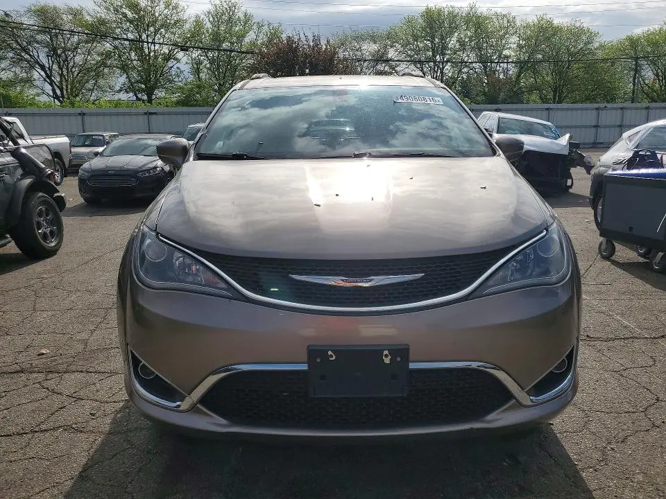 2017 CHRYSLER PACIFICA TOURING L  