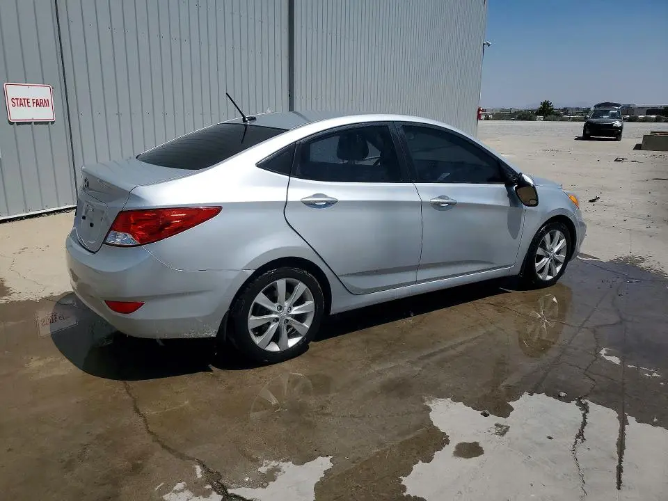 2014 HYUNDAI ACCENT GLS  