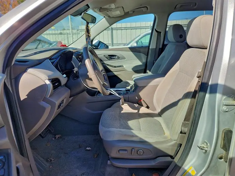 2019 CHEVROLET TRAVERSE LT  