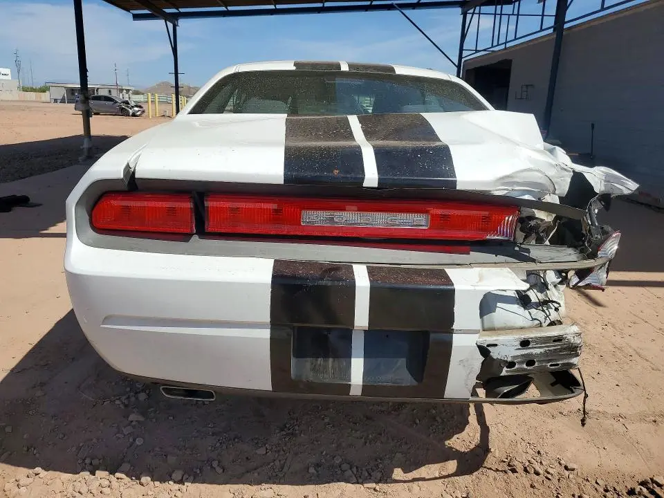 2013 DODGE CHALLENGER SXT  