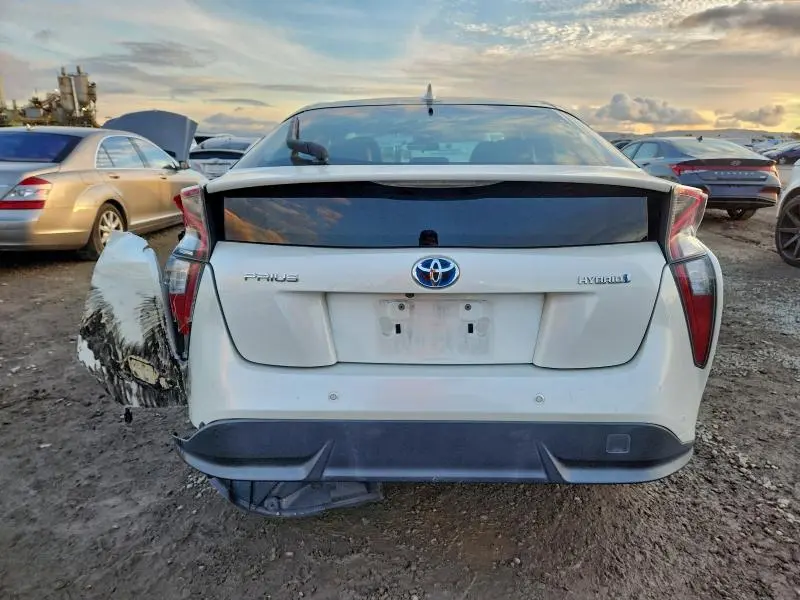 2018 TOYOTA PRIUS   