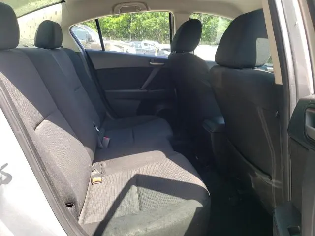2013 MAZDA 3 I