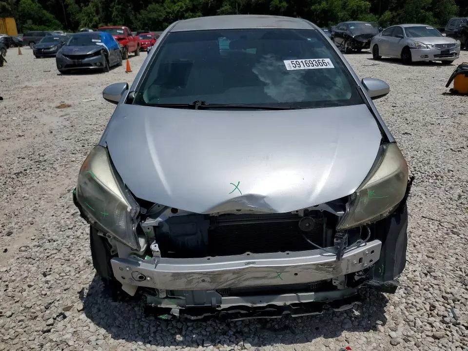 2012 TOYOTA YARIS 3-DOOR L  