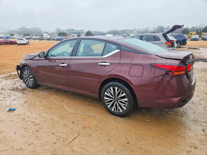 2024 NISSAN ALTIMA SV  