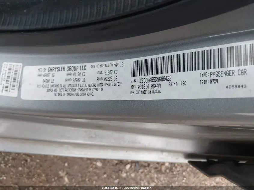 2013 CHRYSLER 200 LX