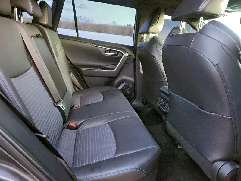 2023 TOYOTA RAV4 XSE  