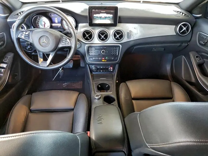 2017 MERCEDES-BENZ GLA 250  