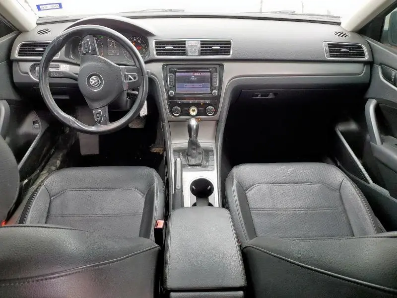 2014 VOLKSWAGEN PASSAT SE  