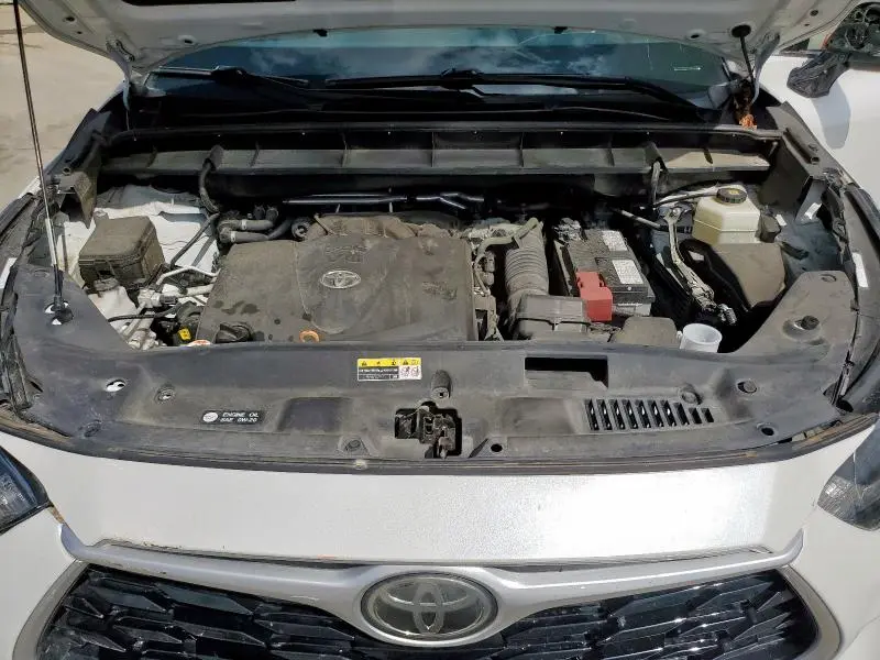 2020 TOYOTA HIGHLANDER L  