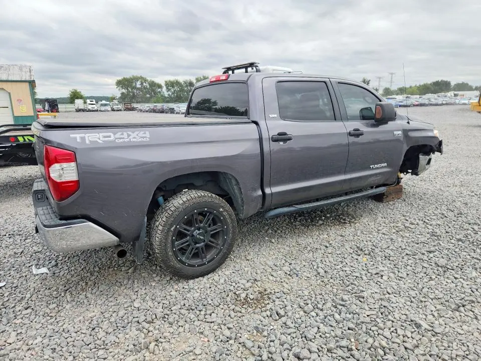 2014 TOYOTA TUNDRA CREWMAX SR5  