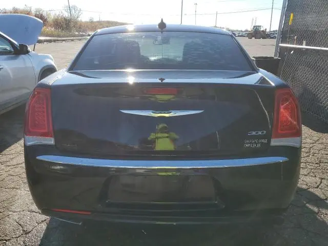 2016 CHRYSLER 300 LIMITED  